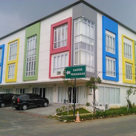 The Suites Metro Apartment - Putri บันดุง ภายนอก รูปภาพ