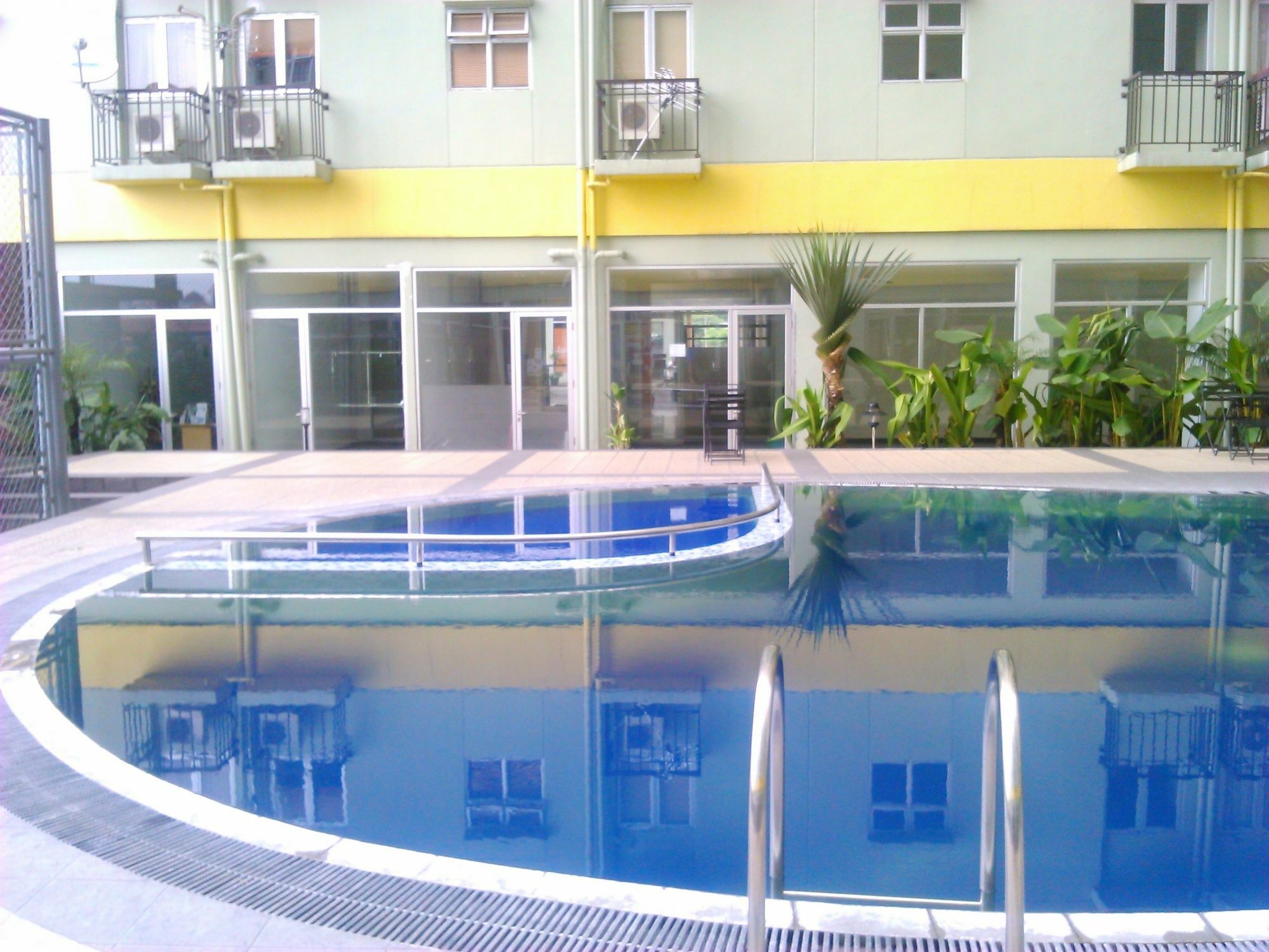 The Suites Metro Apartment - Putri บันดุง ภายนอก รูปภาพ